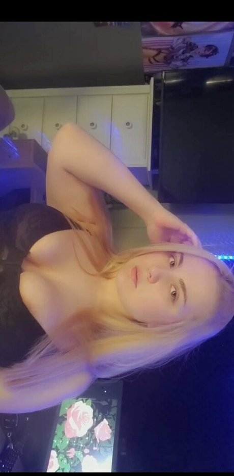 visage roux onlyfans bien chaud des photos