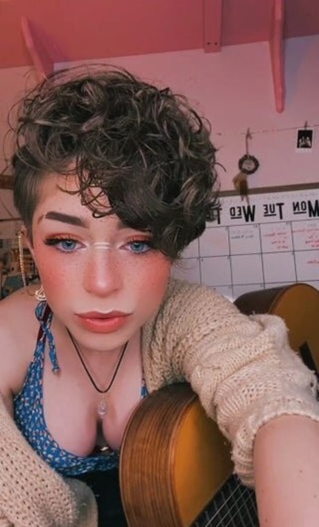 graceful addison actrice hd galerie