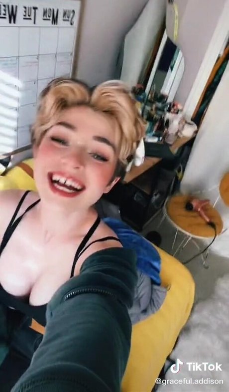 graceful addison star du porno chaud des photos