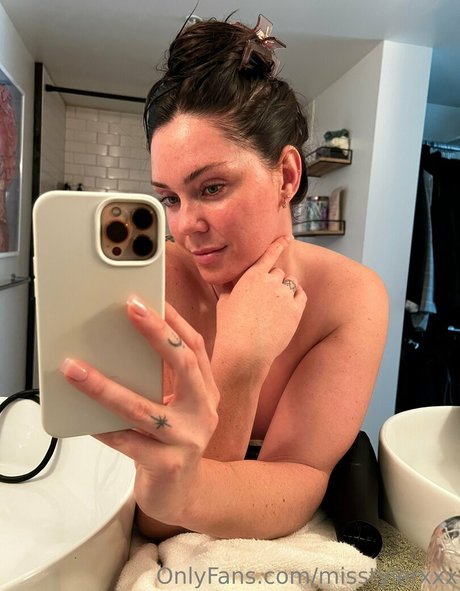 misstylerxxx actrice sexy photos