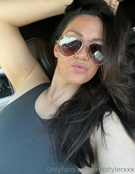misstylerxxx star du porno chaud photo