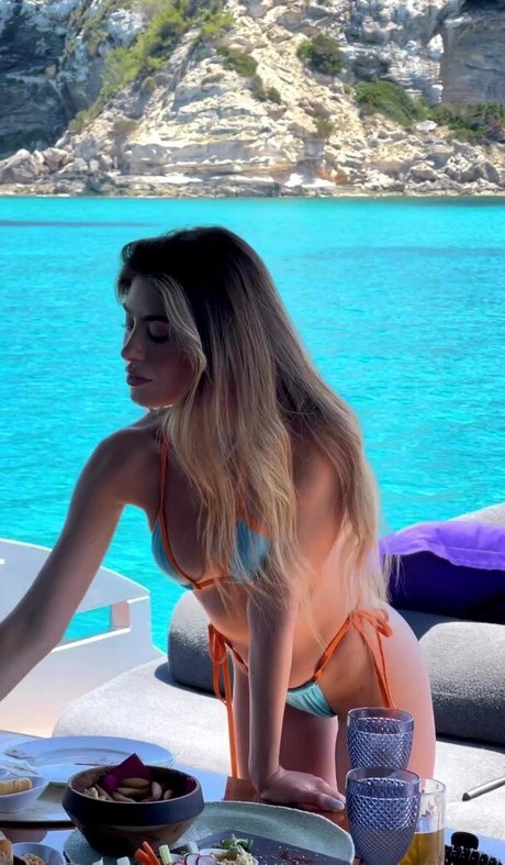 Sara Fructuoso nus star du porno galeries