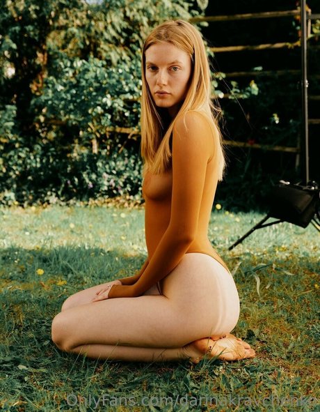 Daryna Kravchenko beau modèle image