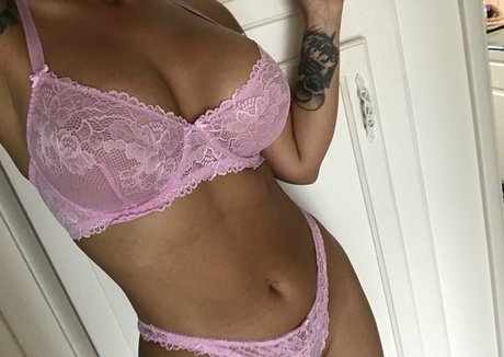 itsivylebelle modèle de sexe archive