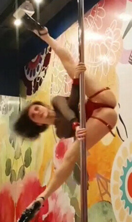 Aysegul Merve Yazici star du porno exclusive galeries