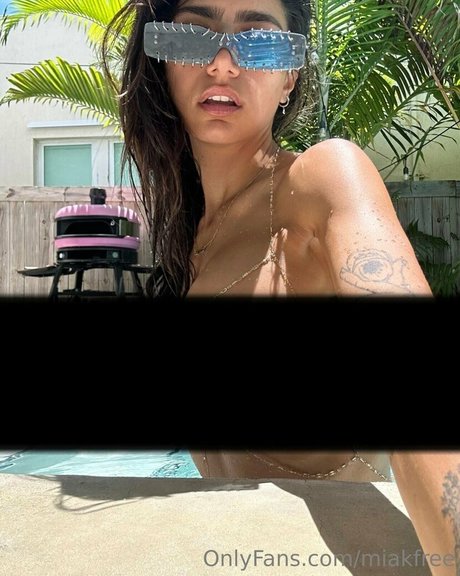 miakfree star du porno chaud img