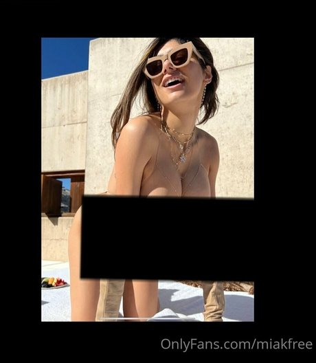 miakfree actrice exclusive collection