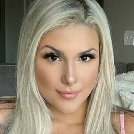 Caterina Thom star du porno érotique des photos