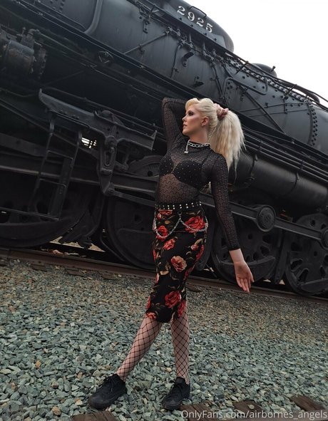 airbornes angels star du porno chaud image