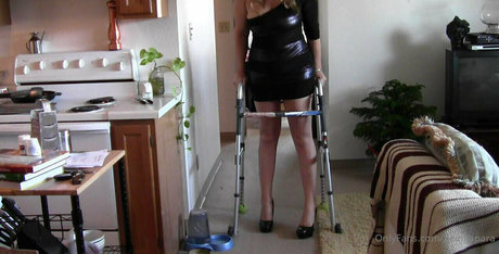 beingapara star du porno belle img