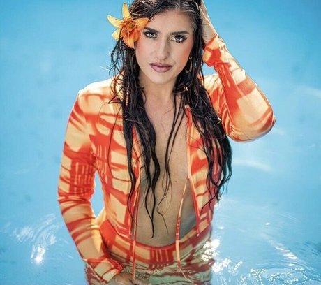 Amanda Chilelli modèle porno images