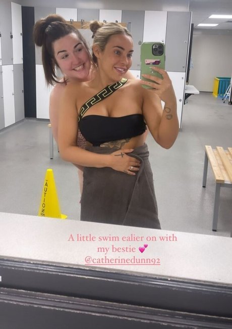 Stephanie Davis modèle pornographique image