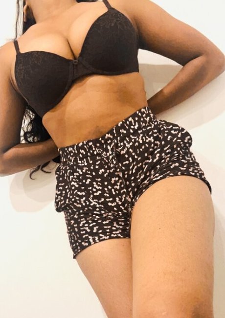 Sri Lankan beau modèle img