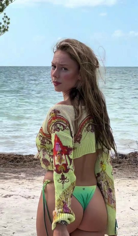 Ester Exposito sexe de star du porno img