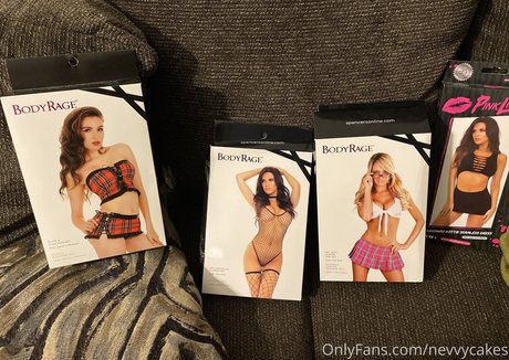 Nevvycakes star du porno xxx archive