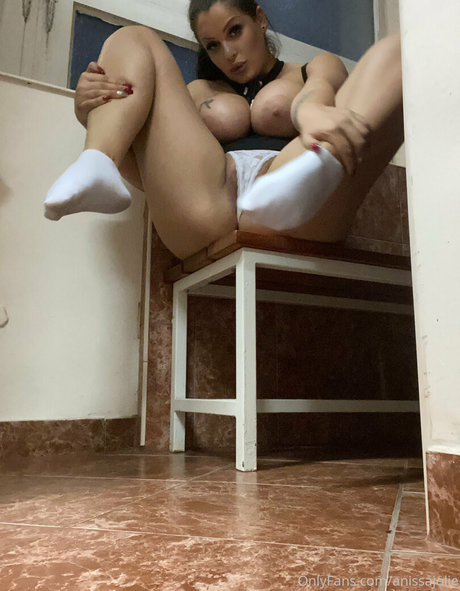 a j realone modèle xxx images