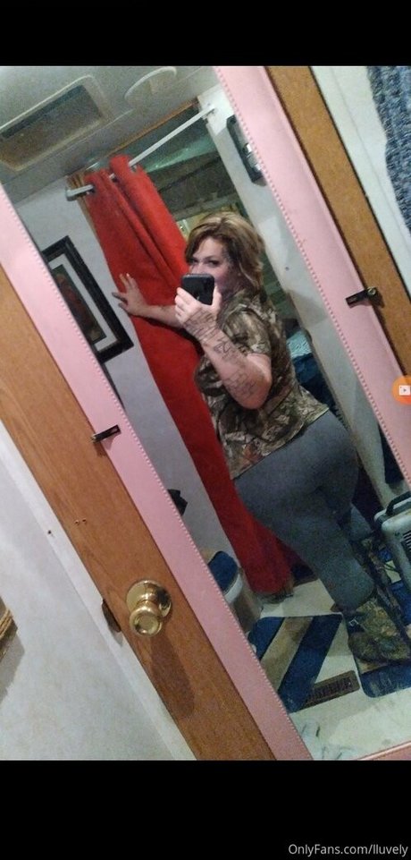 milf blonde uniquementfans art pornographique des photos