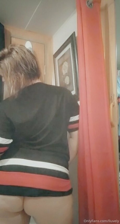 lluvely star du porno hd img