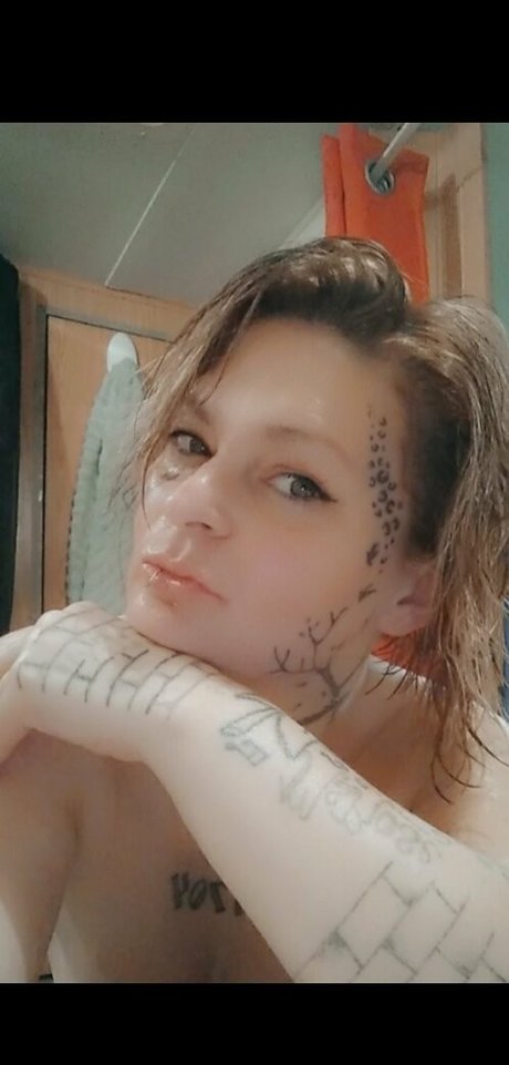 lluvely star du porno érotique img