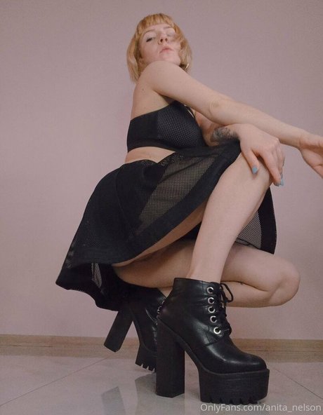 anitanelson modèle gratuit img