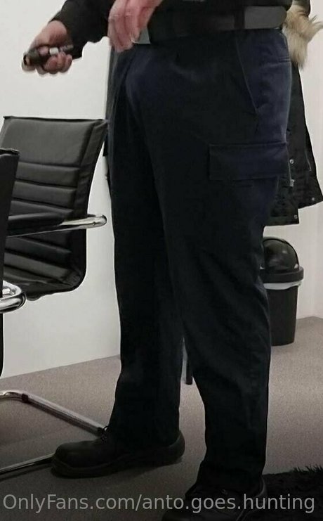 anto goes hunting modèle artistique images