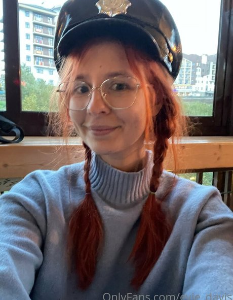 Evie Davis meilleur modèle galerie