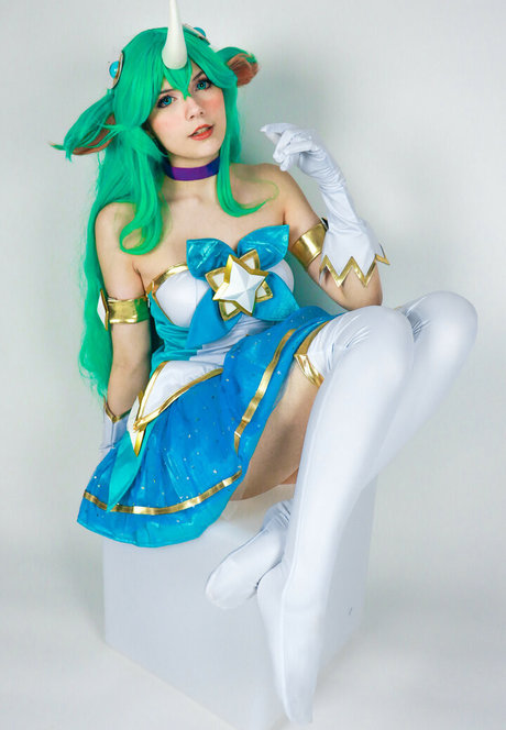 femmes célèbres onlyfans top magnifique photos