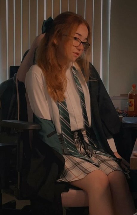 Lyssaurora actrice photos