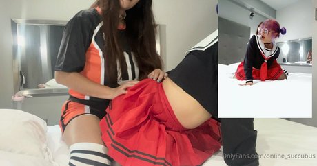 online succubus actrice de nus galerie