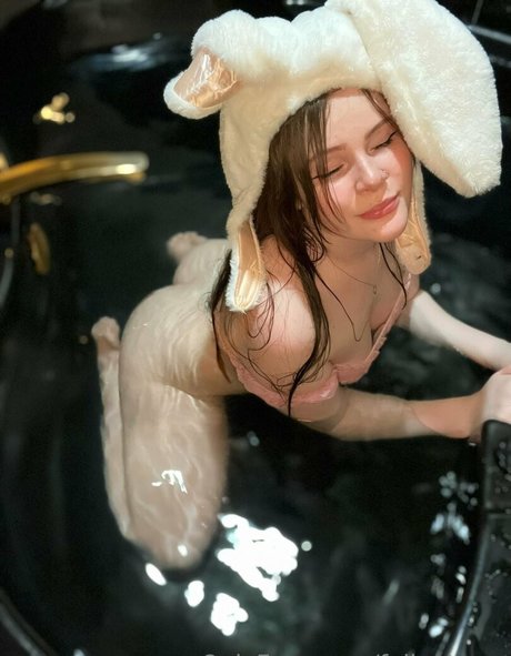 Falloutsam actrice porno photo