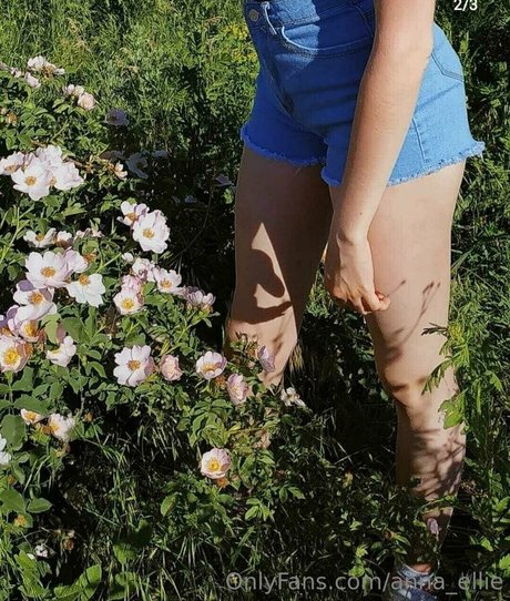 anna ellie mannequin image