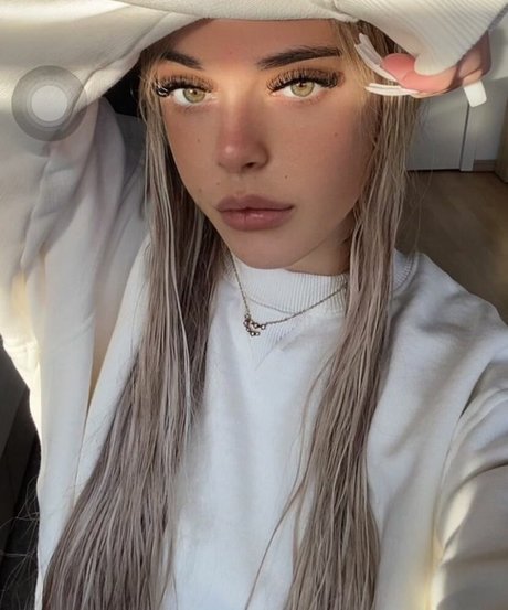 ellenofficial actrice pornographique galerie