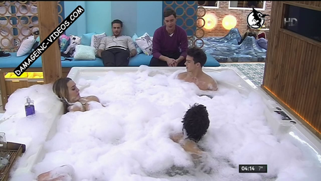 Yasmila Mendeguia joli modèle images