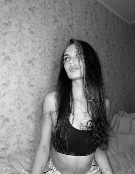 luna xxx love modèles nus galeries