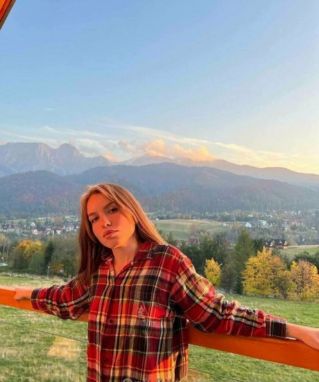 mallennnna meilleure actrice archive