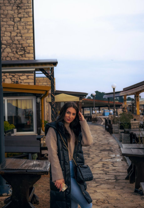 sab oki modèle pornographique galeries