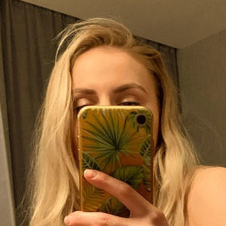 seins bonnet g onlyfans hd parfaite archive