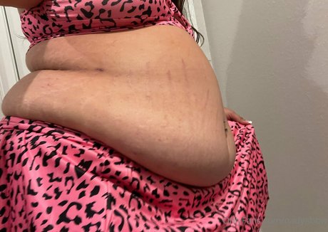 nadyabbw modèle joli galerie