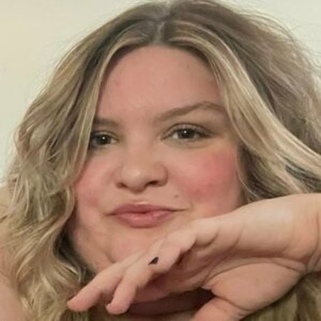 ellesbelly joli modèle archive