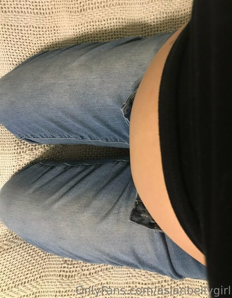 asianbellygirl modèle joli images