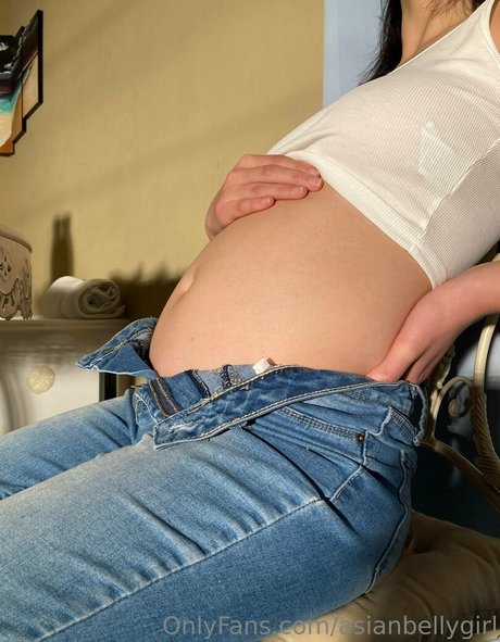 asianbellygirl étoile de haute qualité photos