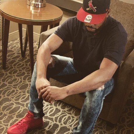 M T modèle de haute qualité galeries