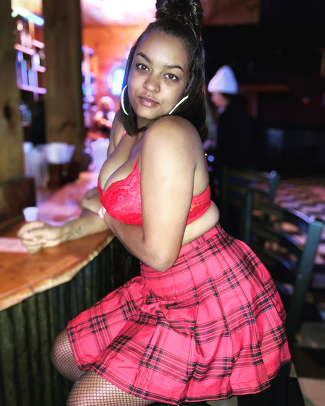 Mykia star du porno gratuit photo