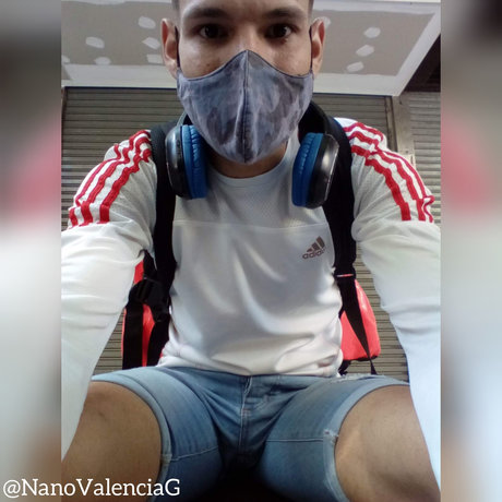 Nano Valencia NV beau modèle images