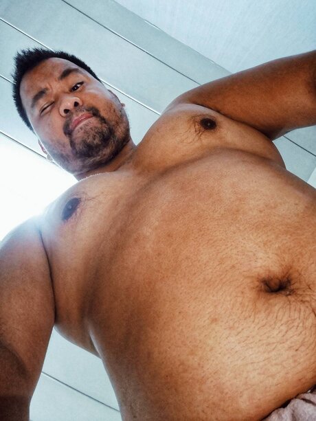 _Natt Black Bear_ actrice de nus photo