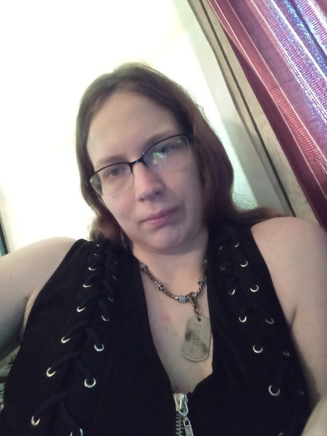 Natashi Mui étoile adulte photos