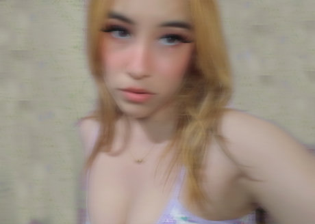 _Holy bittchy_ étoile adulte des photos