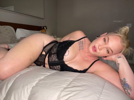 NeoErotica actrice porno image