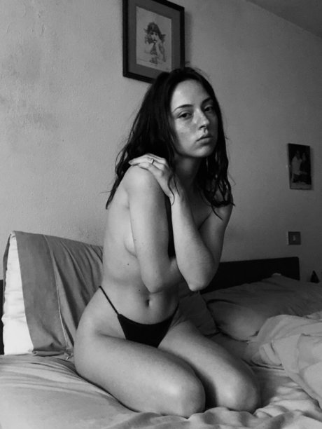 ébène cum onlyfans jolie et gratuite galerie