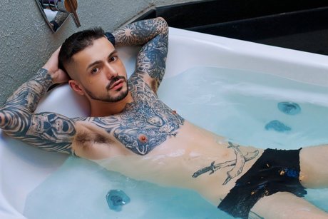 Cristiano beau modèle galerie